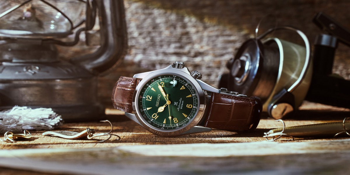 Seiko Prospex Alpinist SPB121J1 field watch with internal compass bezel