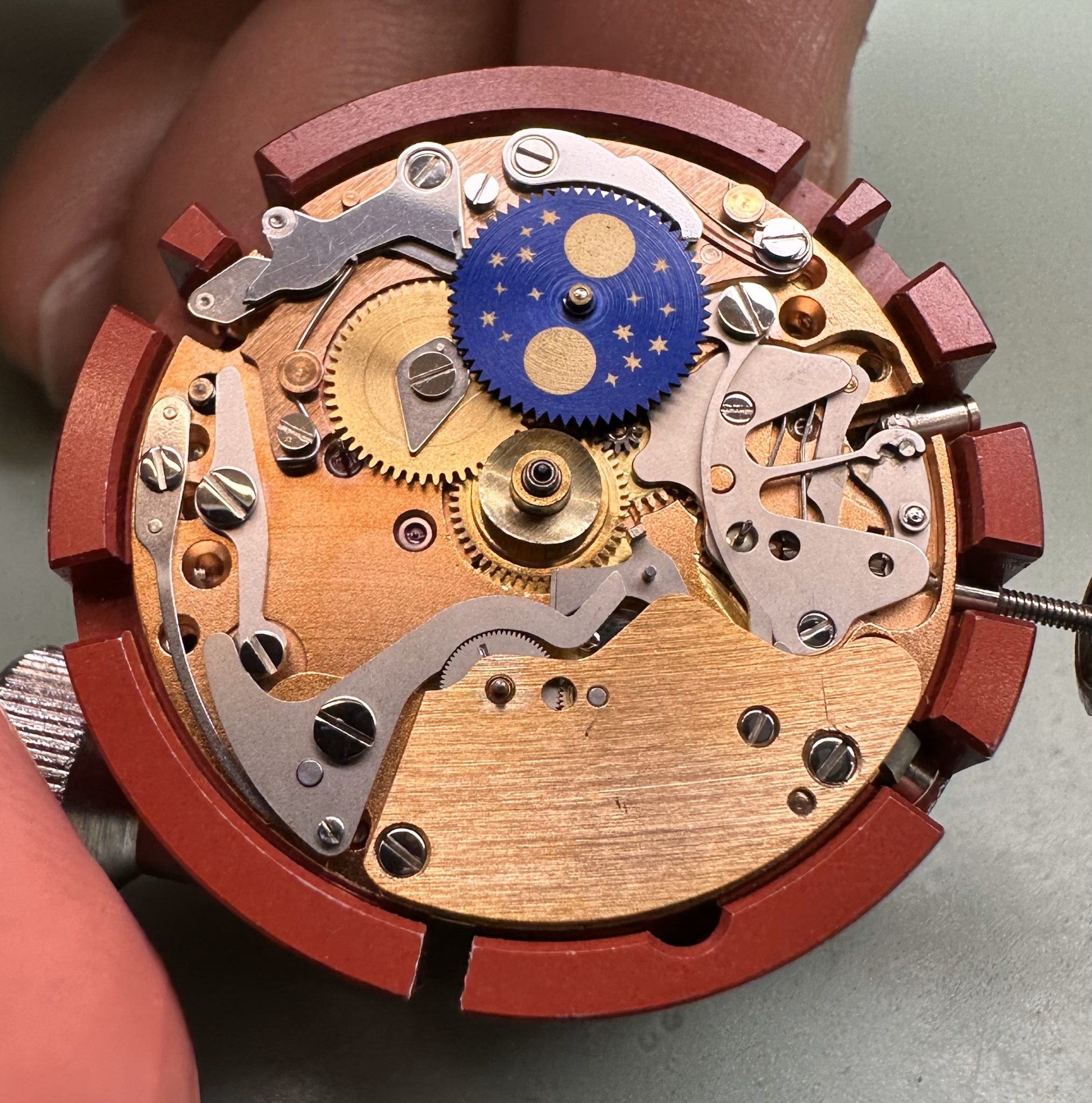 Mechanical watch movement prepared for detailed workshop service